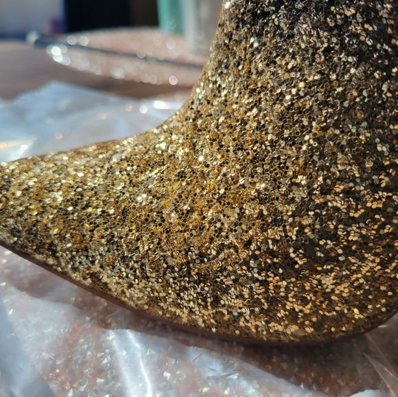 Booties - Picture 5 of 8